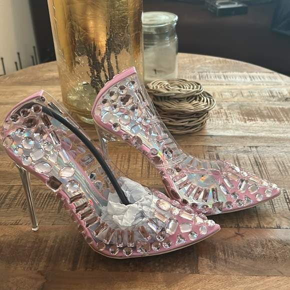 Blakely Crystal Pump - Picture 2 of 3